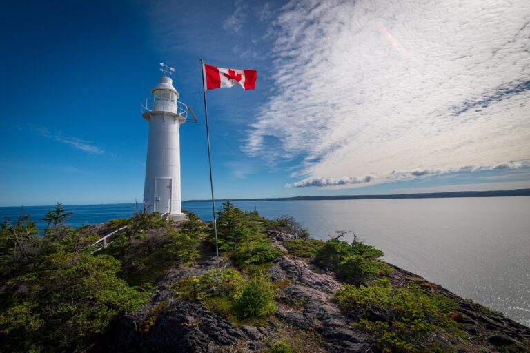 How to Get Your Work Permit in Canada in 1 Day: The Flagpole Method